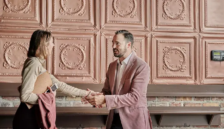 breaking up with a partner,breaking up while living together,how to break up peacefully,cohabitation breakup tips,ending a relationship,moving on after breakup,splitting bills after breakup,breakup advice,relationship breakup guide,living together breakup strategies,ending cohabitation respectfully,breakup without conflict,relationship separation tips