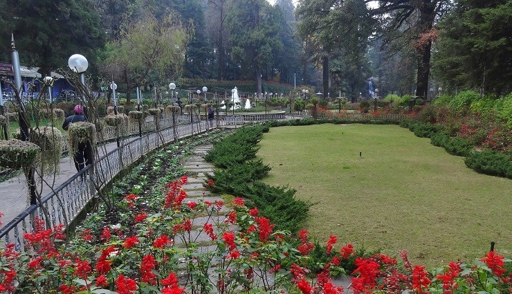 mussoorie,mussoorie travel,holidays in mussoorie,best time to visit in mussoorie,tourist destinations in mussoorie,mussoorie travel guide
