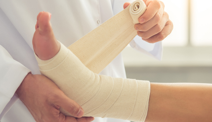 natural remedies for bruise,home remedies for bruise,how to lighten bruises naturally,home remedies for bruise discoloration,bruise healing remedies at home,remedies to reduce bruising,bruise treatment home remedies,quick home remedies for bruises,home remedies for painful bruises,bruise remedy with natural ingredients,home remedies to speed up bruise healing