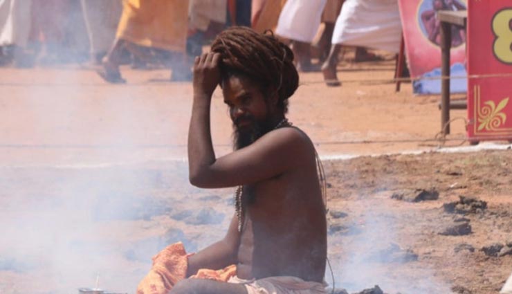 computer baba,hath yoga,for the victory of digvijay singh,sadhus did ramai dhuni