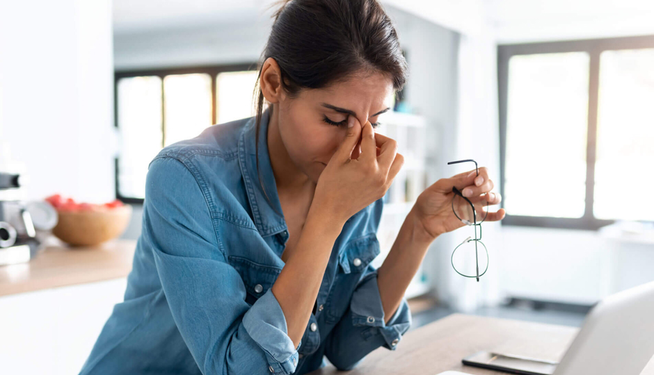 8 Home Remedies To Treat Computer Vision Syndrome