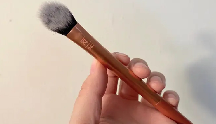 makeup brush set,beauty tools,professional makeup brushes,essential makeup brushes,makeup application tools,synthetic makeup brushes,eye makeup brushes,face makeup brushes,vegan makeup brushes,high-quality makeup brushes,affordable makeup brushes,makeup brush care and maintenance,makeup brush cleaning tips,makeup brush guide for beginners,makeup brush uses and techniques