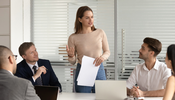 natural confidence tips,how to appear confident,boosting self-confidence,confident body language,projecting confidence naturally,confidence in social settings,confident appearance tips,improve self-confidence,confidence through posture,confidence-building techniques