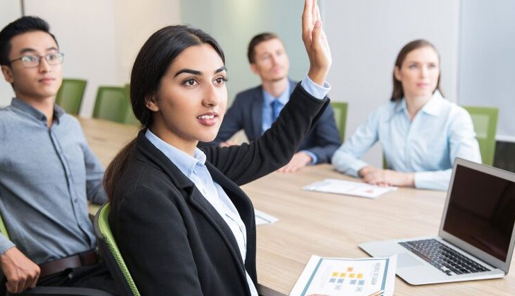 natural confidence tips,how to appear confident,boosting self-confidence,confident body language,projecting confidence naturally,confidence in social settings,confident appearance tips,improve self-confidence,confidence through posture,confidence-building techniques