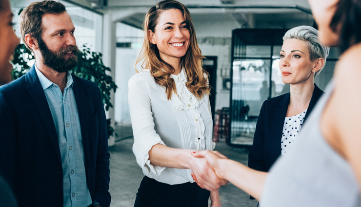 ways to appear confident,boost confidence tips,project confidence,natural confidence tips,how to look confident,confidence tricks