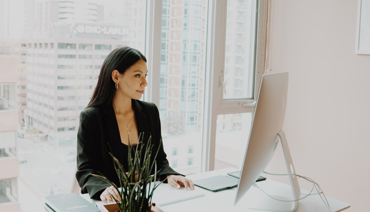 confident woman,relationship boundaries,deal-breakers,emotional neglect,self-worth,healthy relationships,respect in relationships,manipulation in love,relationship standards,emotional growth,non-negotiables in love