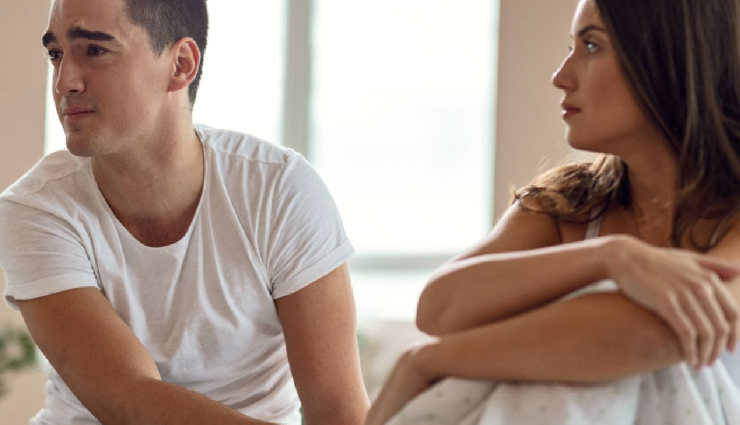 on and off relationship signs,relationship instability,commitment issues in relationships,emotional whiplash in love,inconsistent communication in relationships,lack of conflict resolution in relationships,yo-yo relationships,signs of a toxic relationship cycle,walking on eggshells in a relationship,external validation in love,social media and relationship status,commitment phobia signs,emotional rollercoaster in relationships,toxic relationship patterns