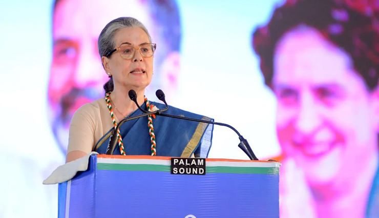 sonia gandhi public meeting speech,congress rally highlights,sonia gandhi addresses crowd,modi criticism by sonia gandhi,congress party event speech,sonia gandhi statement on modi,political rally highlights,congress leader addresses crowd,sonia gandhi on patriotism,modi criticism by congress