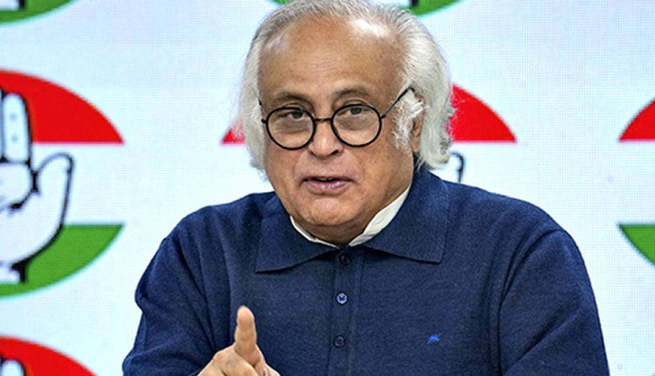 ASEAN समिट में PM मोदी नहीं जाएंगे, कांग्रेस बोली- ट्रंप के सामने आने से कतरा रहे हैं