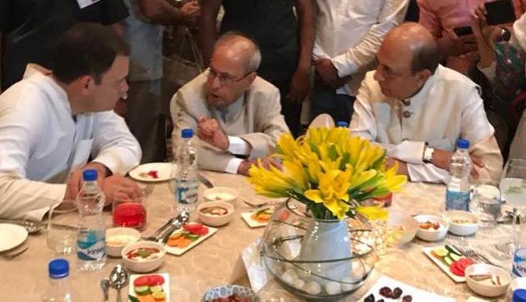 shatrughan sinha,rjd,iftaar party,iftar party,ramzan,ramdan,tejasvi yadav,tej pratap yadav,lalu yadav,bjp
