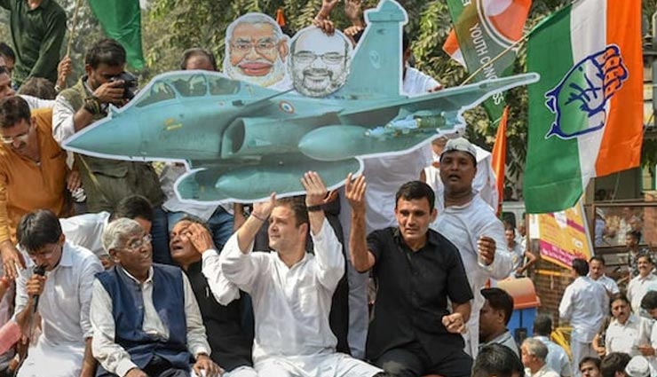 CBI चीफ को हटाने के फैसले के खिलाफ कांग्रेस का देशभर में प्रदर्शन, दिल्ली में राहुल कर रहे अगुआई