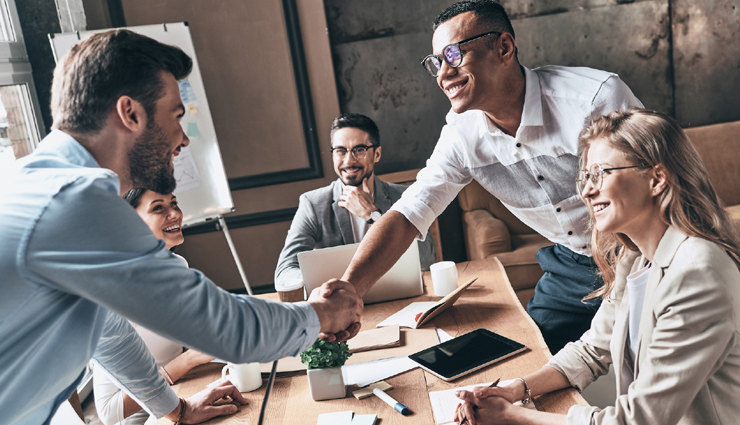 tips to help you get connected,connections with people,socializing tips