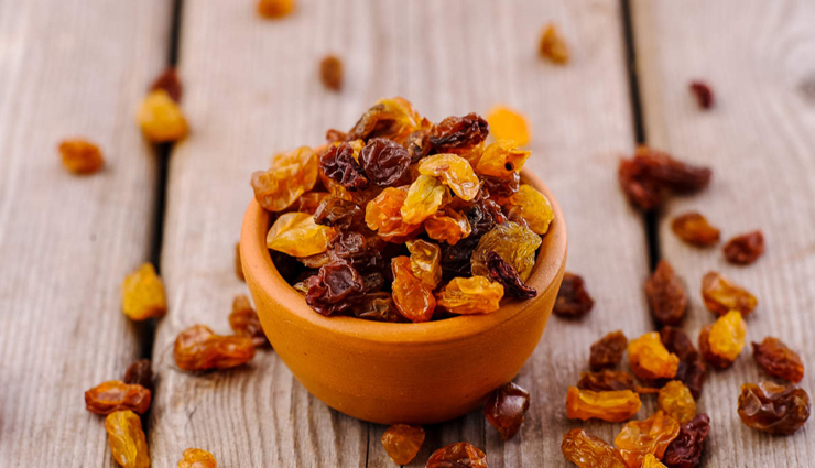 milk and honey,raisins,olive oil and lemon juice,honey,aloe vera,castor oil,prune juice,flax seeds,plenty of water,Lemon,constipation,home remedies for constipation,Health tips,fitness tips,summer tips