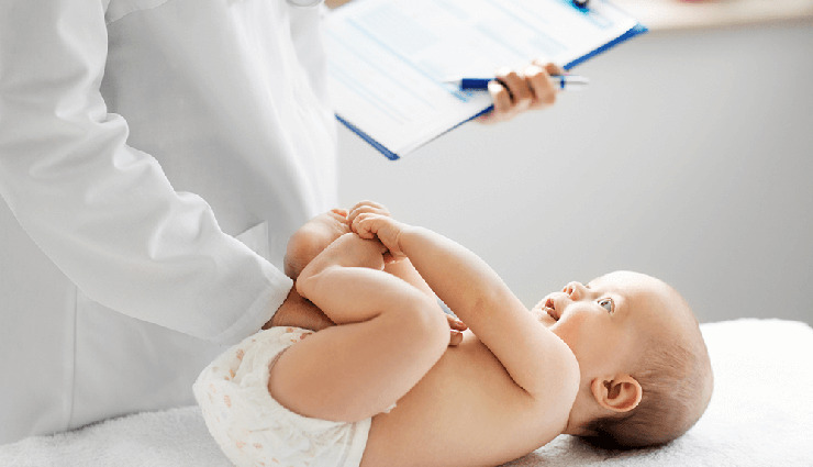 सर्दियों में नवजात शिशु की सुरक्षा के लिए अपनाएं ये 8 उपाय, बढ़ाएं उनकी रोग प्रतिरोधक क्षमता increase immunity measures,protect newborn in winter,winter newborn care,boost infant immunity,winter health tips for babies,newborn disease prevention,winter care for infants,baby immune system boost,protect baby from winter illnesses,winter health tips for newborns