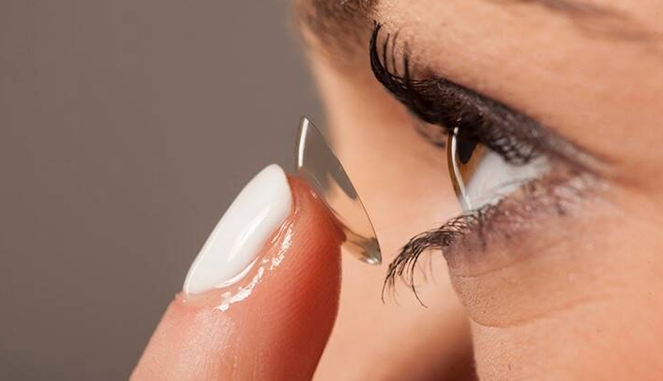 dos and donts for contact lenses,contact lenses tips,wearing contact lens tips,beauty tips,beauty hacks,contact lens for eyes