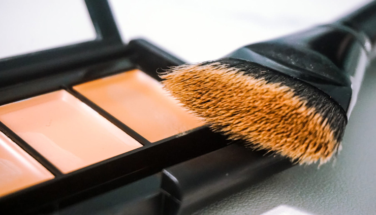 चहरे के फीचर्स को हाइलाइट करने की टेक्नीक है कंटूरिंग, ना करें इसमें ये गलतियां contouring,mistakes during contouring,makeup tips,makeup