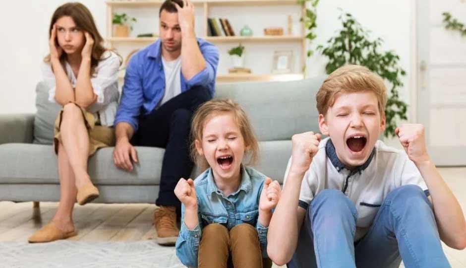 10 Biggest Characteristics, Signs and Examples of Controlling Behavior