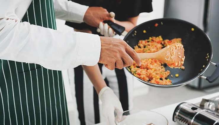 tips to use non stick pan,household tips