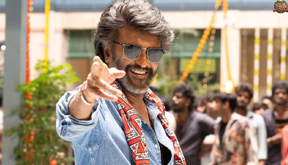 बॉक्स ऑफिस पर रजनीकांत का जलवा: 3 दिन में 300 करोड़ के करीब पहुँची कुली, विदेशों में धमाकेदार कमाई