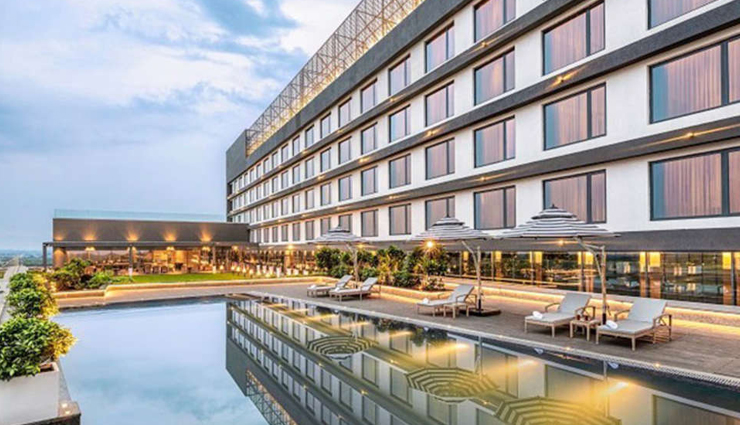 luxurious resorts in coorg,coorg,places to stay in coorg,amanvana spa resort,the ibnii,ayatana,club mahindra,coorg,vivanta by taj