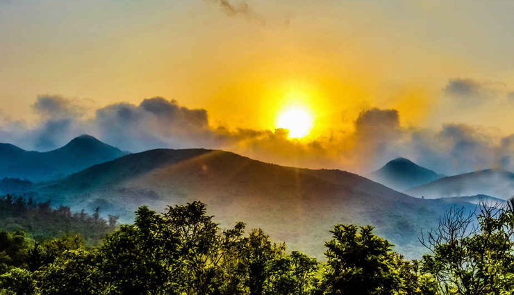 most beautiful places in coorg,scenic spots to visit in coorg,coorg picturesque destinations,must-see beautiful places in kodagu,coorg natural wonders,top attractions in coorg,visually stunning spots in coorg,coorg breathtaking landscapes,iconic sights in kodagu,coorg travel beauty spots