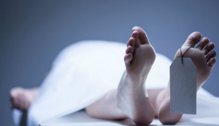 Cop killed in accident due to potholes, FIR lodged against Public Works Dept in Kanpur