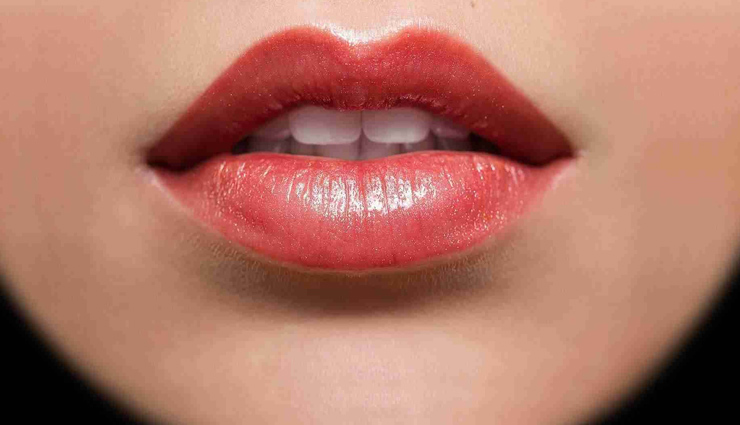 lipstick shades for winter,winter shades of lipstick,beauty tips,beauty hacks,lip care tips