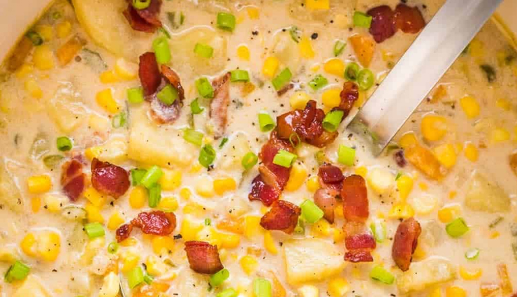 corn chowder recipe,creamy corn soup,how to make corn chowder,best corn chowder,homemade corn chowder,comfort food recipes,soup recipes,vegetarian soup,healthy corn chowder,easy corn chowder