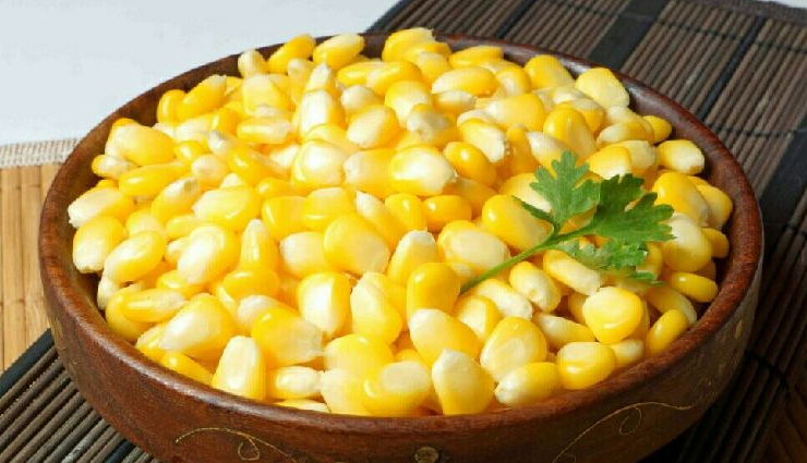 corn chowder recipe,creamy corn soup,how to make corn chowder,best corn chowder,homemade corn chowder,comfort food recipes,soup recipes,vegetarian soup,healthy corn chowder,easy corn chowder
