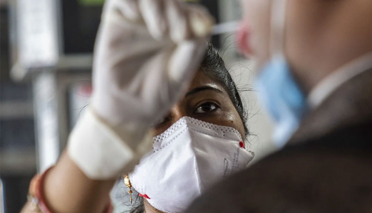 केरल में पिछले 24 घंटे में मिले 12,818 नए कोरोना मरीज, 122 की मौत