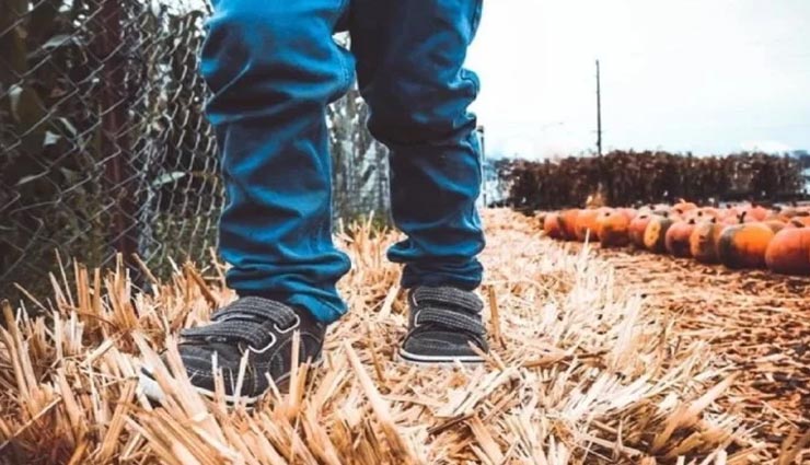 आपके जूतों में भी जिंदा रह सकता है 5 दिन तक वायरस, रिसर्च में हुआ खुलासा