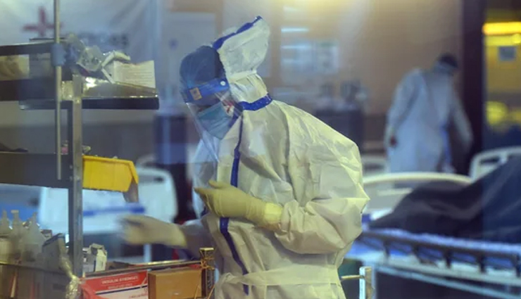 तीसरी लहर में Omicron ने इन लोगों को बनाया अपना शिकार, केंद्र सरकार ने जारी की रिपोर्ट