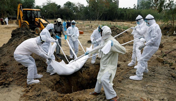 दुनिया को फिर से सताने लगा कोरोना का डर, एक हफ्ते में 21 फीसदी बढ़ी मौतें और आठ फीसदी नए मामले