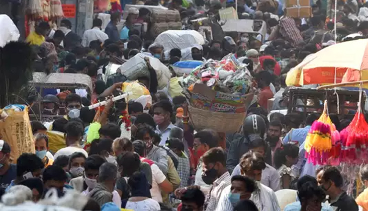 एम्स डायरेक्टर ने चेताया - दिल्ली में सुपर स्प्रेडर इवेंट्स बढ़ा रहे कोरोना वायरस; पिछले 24 घंटे में मिले 7830 नए मरीज