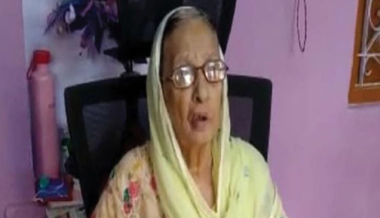 अलवर : स्वस्थ हुई 82 वर्षीय बुजुर्ग महिला, फेफड़ों में 70 प्रतिशत तक कोरोना संक्रमण और ऑक्सीजन लेवल 65