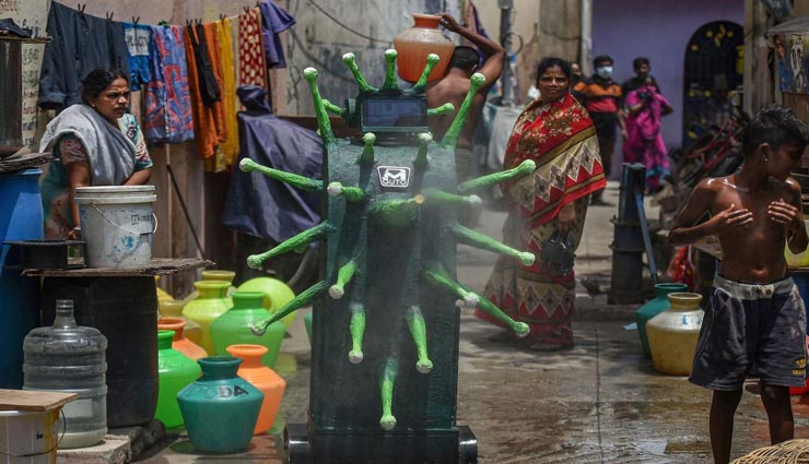 आखिर क्यों उतरा चेन्नई की सड़कों पर 'कोरोना रोबोट', दिया इस काम को अंजाम