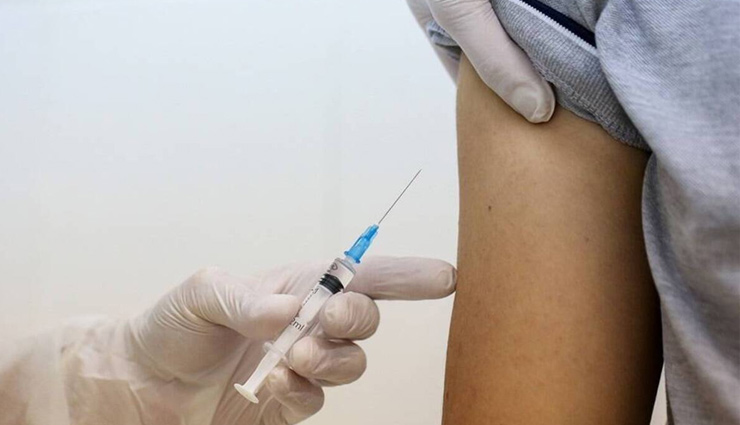 Corona Vaccination 18+: 1 मई को 18-44 साल के 84 हजार से अधिक लोगों को दी गई कोरोना वैक्सीन की पहली डोज