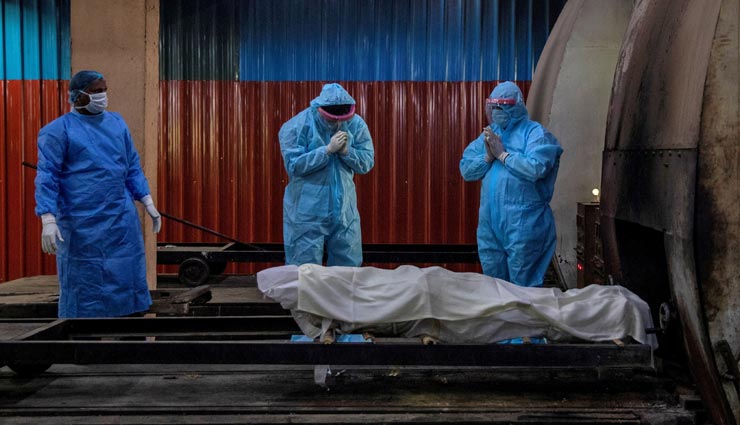 अलवर : कोरोना के मामलों में आई भारी गिरावट, 401 नए संक्रमित, 11 की हुई माैत