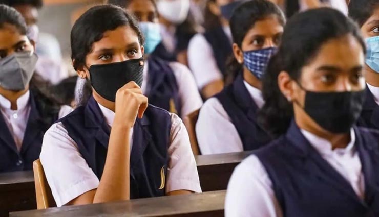 बैंगलोर में फूटा कोरोना बम, एकसाथ संक्रमित पाई गई एक ही स्कूल की 60 छात्राएं, सभी क्वारंटीन 