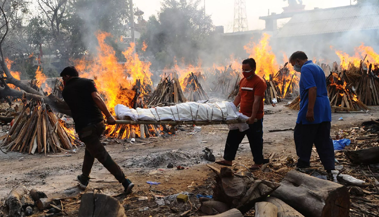 राजधानी दिल्ली में घटते संक्रमण के बीच हो रहा मौतों में इजाफा, 3674 नए मामले, 30 की मौत 