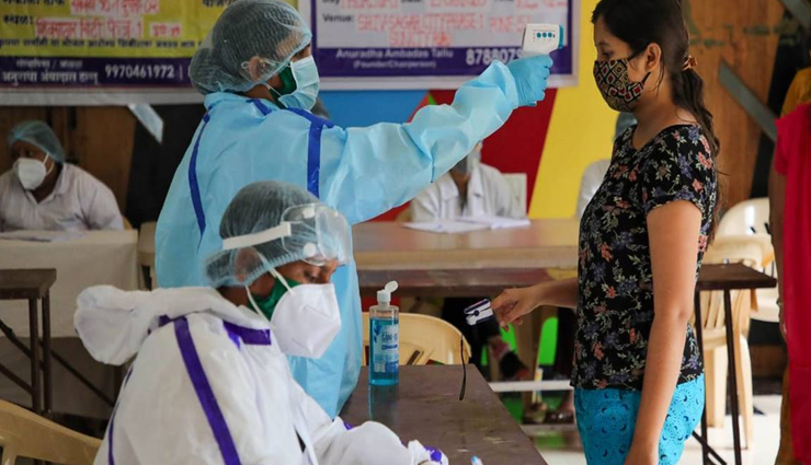 दिल्ली में 2 फीसदी के करीब आई कोरोना संक्रमण दर, 1114 नए मामले जबकि 12 की हुई मौत 