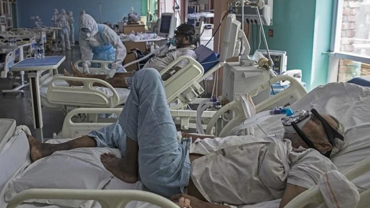 
MP News: ऑक्सीजन की  कमी के चलते 12 मरीजों की मौत, अस्पताल प्रबंधन का साफ इंकार