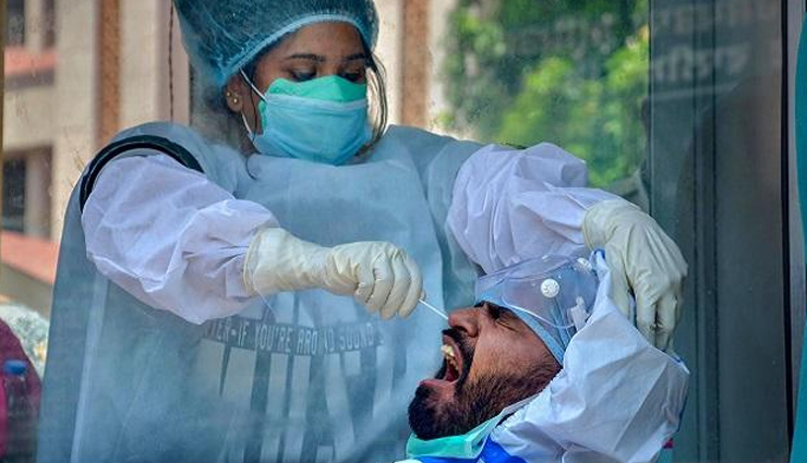 रूस को पीछे छोड़ कोरोना संक्रमण के मामले में तीसरे स्थान पर पहुंचा भारत, 7 लाख के करीब संक्रमित
