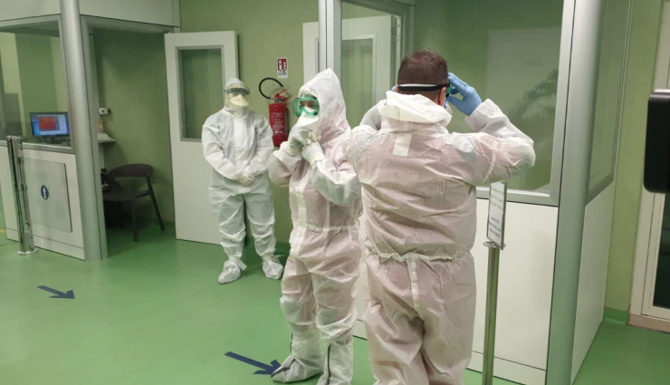 अपने पिता के अंतिम संस्कार में शामिल नहीं हो सका कोरोना संदिग्ध, सोशल मीडिया पर बयां किया दर्द