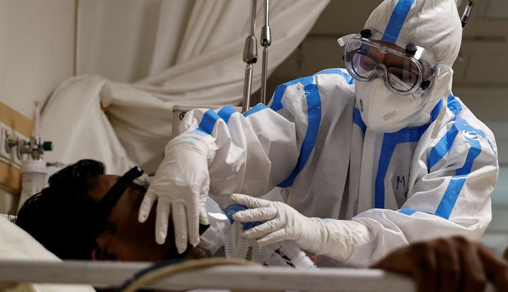 देश में कोरोना विस्फोट, नए मरीजों की संख्या 2 लाख के करीब पहुंची, 1037 की मौत