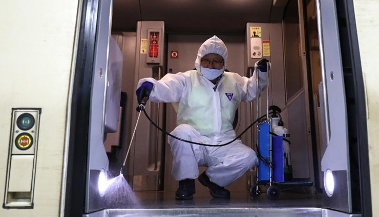 कोरोना को फैलने से रोकने के लिए दक्षिण कोरिया ने अपनाई ये अनोखी तरकीब