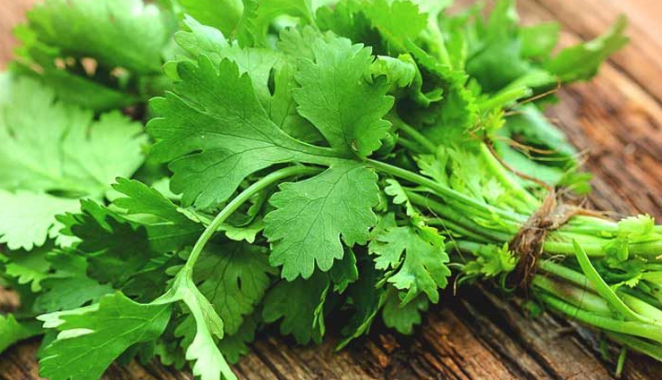 coriander health benefits,health advantages of coriander,coriander leaves benefits for health,nutritional benefits of coriander,coriander seeds and their health properties,coriander in traditional medicine,coriander for overall well-being,coriander medicinal properties,coriander impact on health,incorporating coriander into a healthy diet