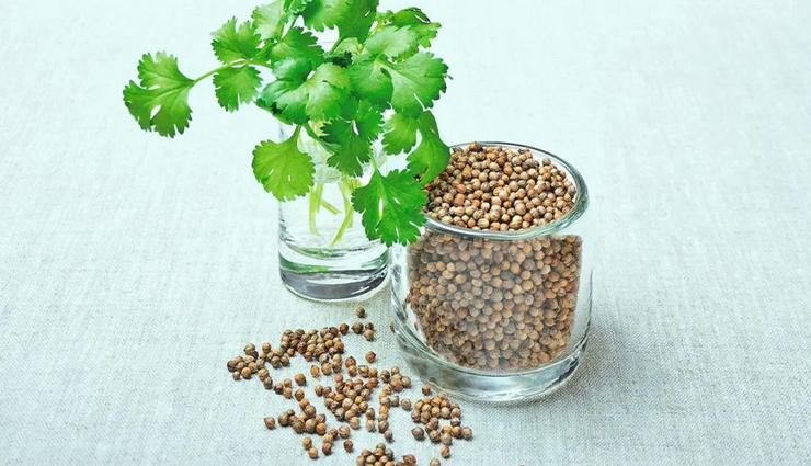 heat strokes,buttermilk,cold bath,moong juice,tamarind juice,onion juice,coriander water,sandalwood paste,apple cider vinegar,plums,home remedies,home remedies for heat stroke,Health tips,summer health tips,fitness tips