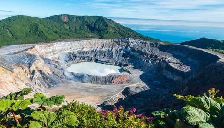 costa rica,places to visit in costa rica,tourist destinations