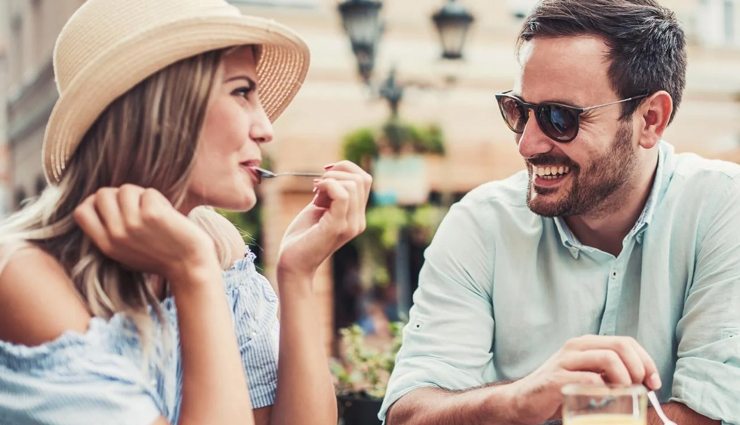 10 Best Reasons To Move in Together